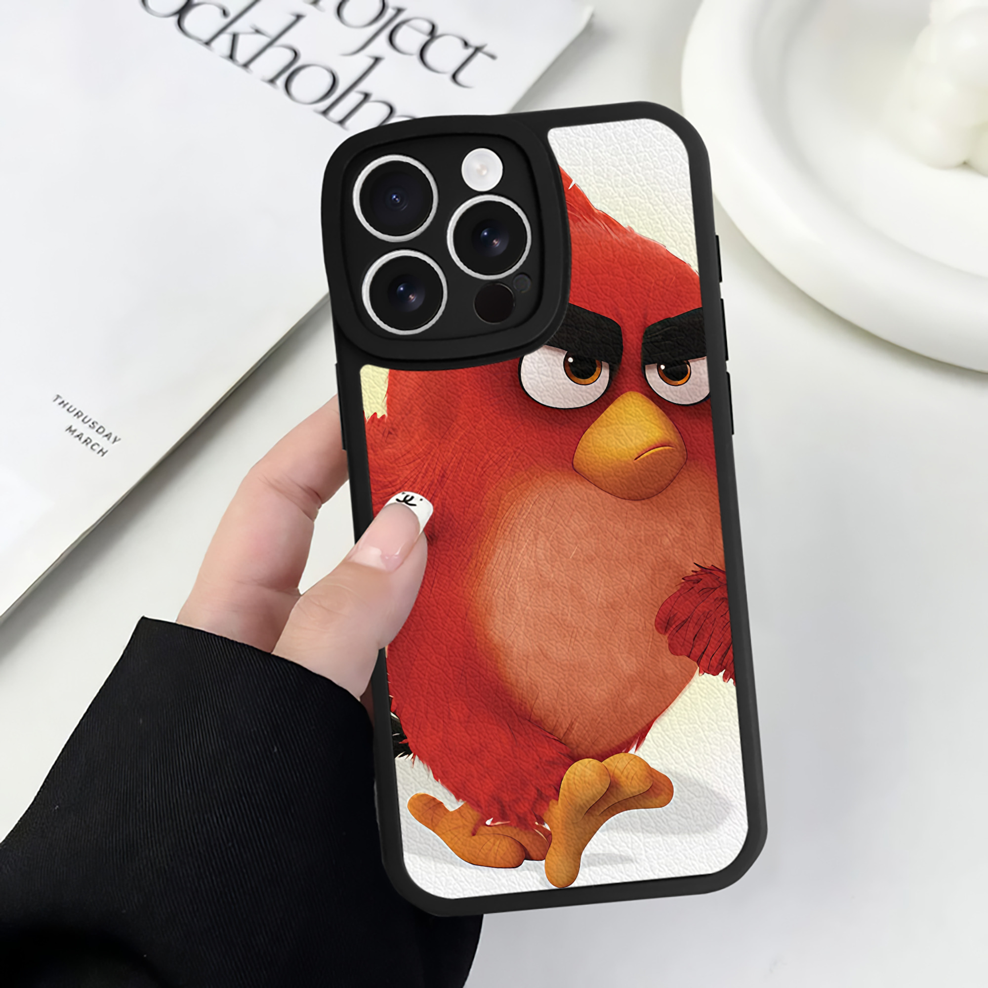 （画像用） Angry Birds アングリーバード 【iPhone 16シリーズ対応】シリコンスマホケース（レザー調） 材質：シリコン